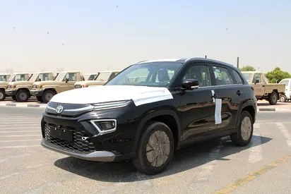نمای دیگر تویوتا اربن کروزر GLX 2026