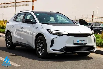 نمای دیگر تویوتا BZ4X Limited 2024