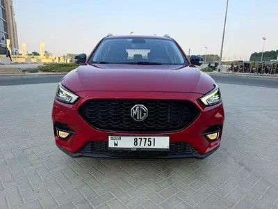 نمای دیگر ام جی ZST لوکس 2023