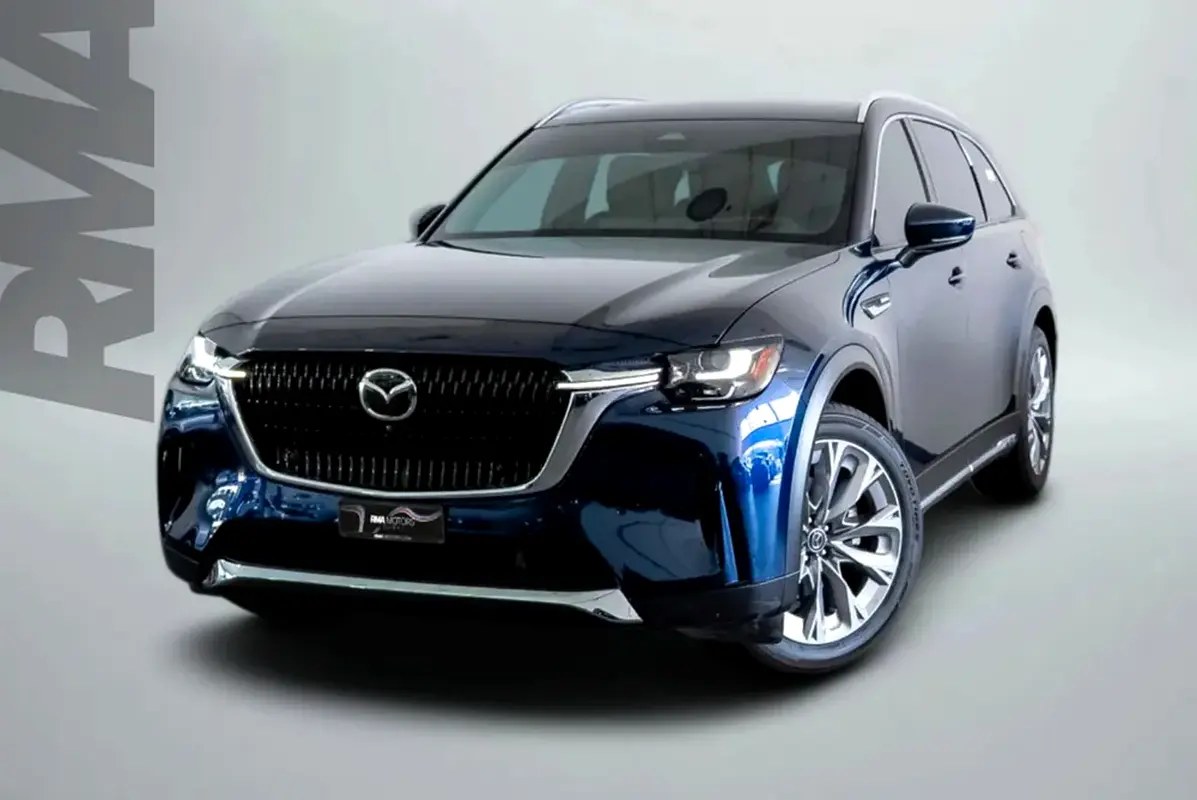 نمای دیگر مزدا CX-90 پریمیوم 2025