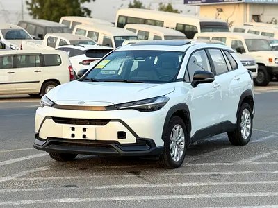 نمای دیگر تویوتا فرانتلندر لیدینگ 2025