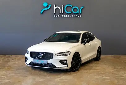 نمای دیگر ولوو S60 R Design 2022
