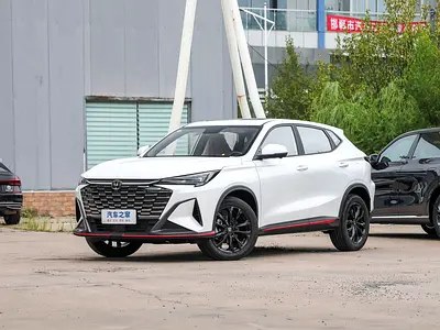 نمای دیگر چانگان X5 Plus اوتر 2026