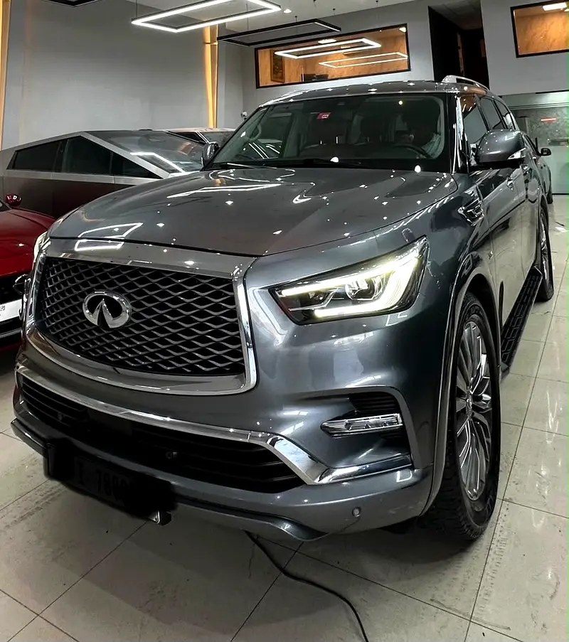 نمای دیگر اینفینیتی QX80 لیمیتد ادیشن 2020