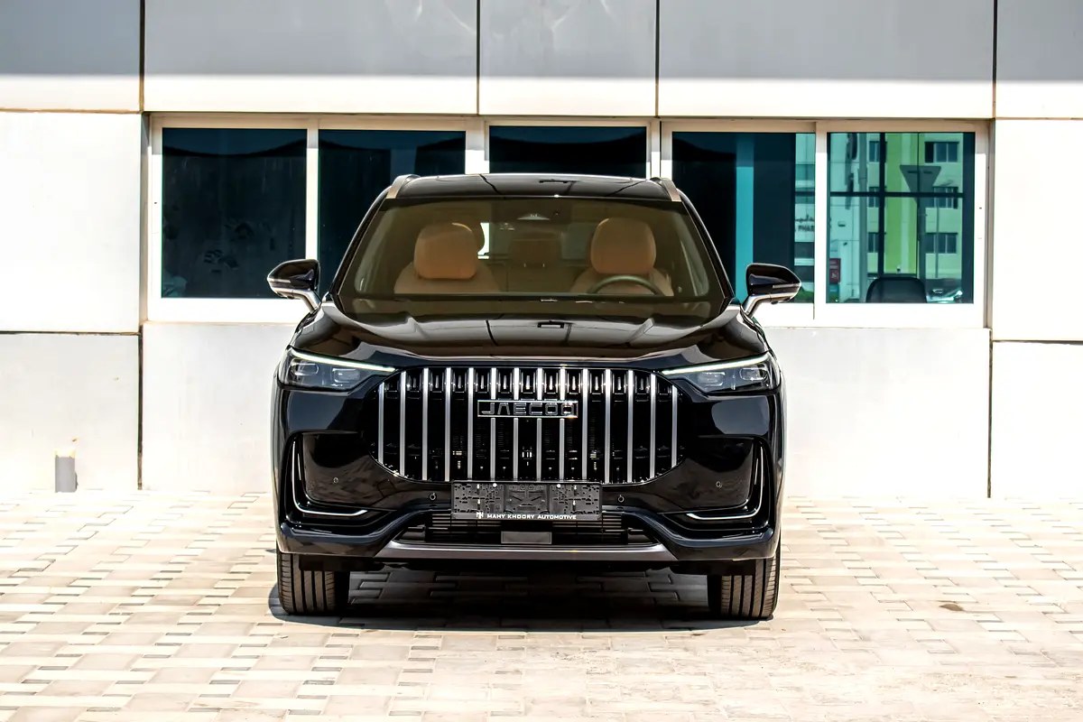 نمای دیگر JAECOO J8 Flagship 2026