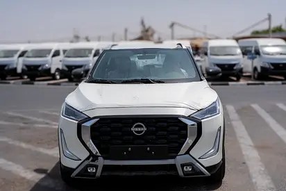 نمای دیگر نیسان مگنایت SV 2026
