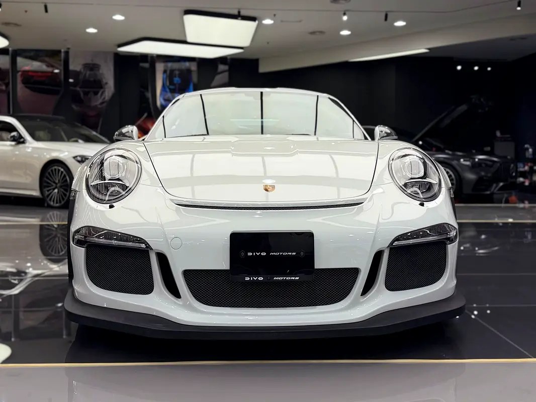 نمای دیگر پورشه 911 GT3 RS 2016