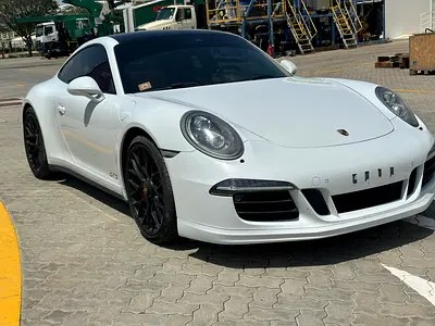 نمای دیگر پورشه 911 کاررا 4 GTS 2016
