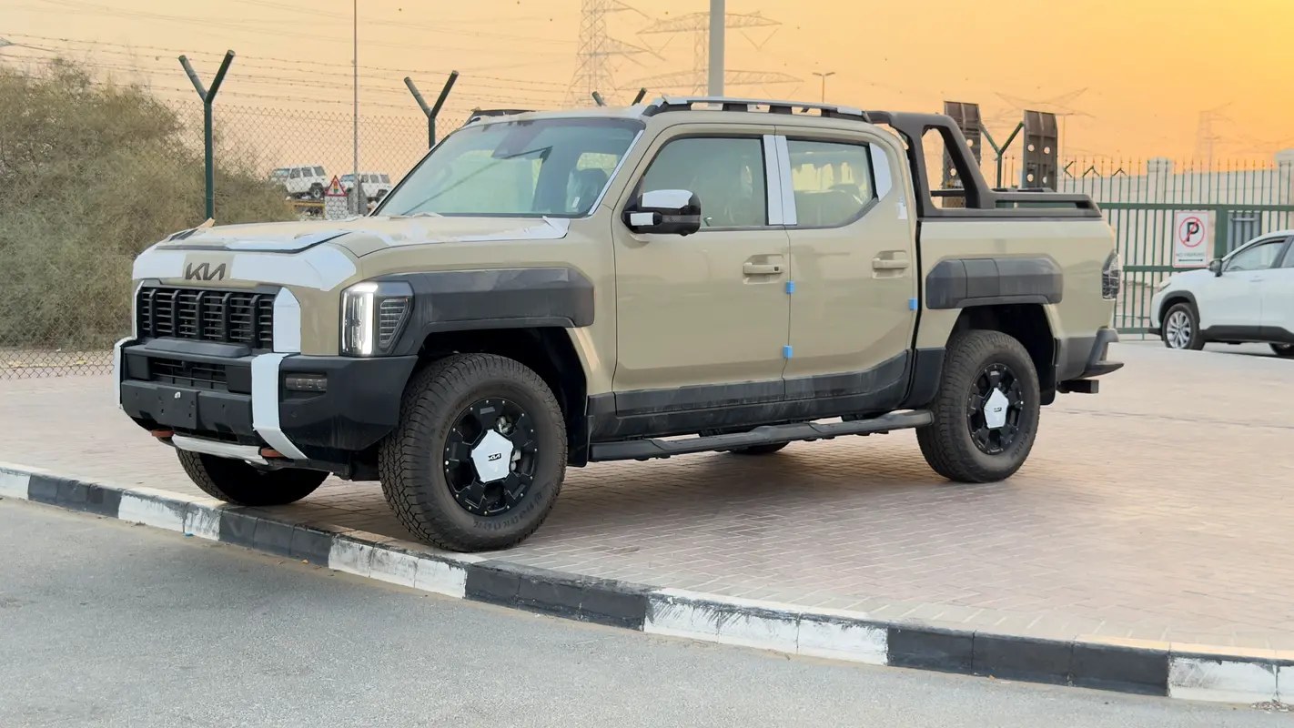 نمای دیگر کیا تاسمان X-Pro 2026
