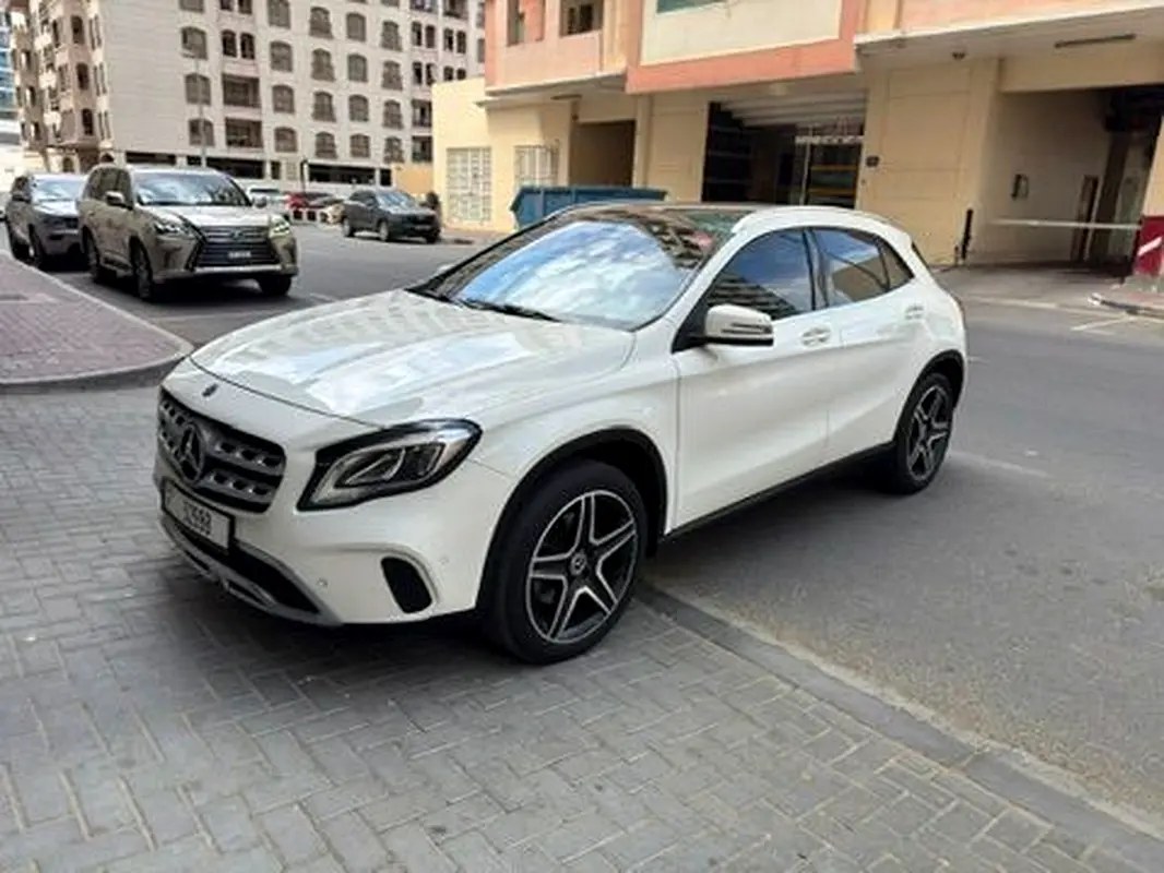 نمای دیگر مرسدس بنز کلاس GLA GLA 250 4MATIC 2018