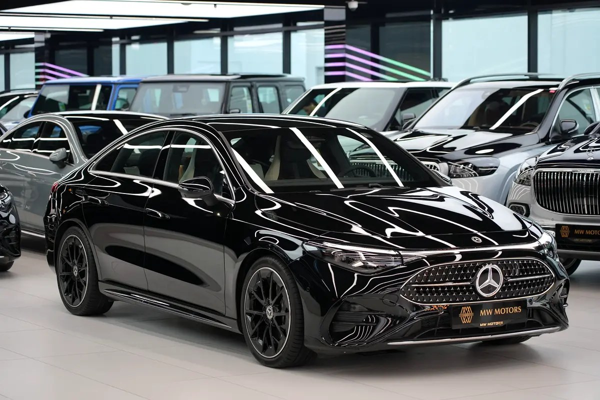 نمای دیگر مرسدس بنز کلاس CLA 200 2027