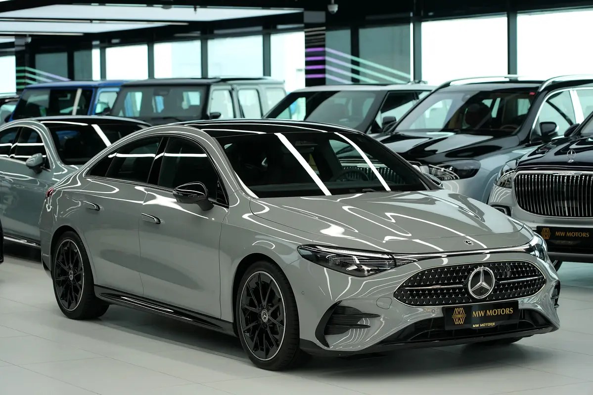 نمای دیگر مرسدس بنز کلاس CLA 200 2027