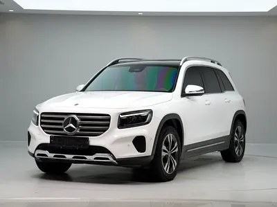 نمای دیگر مرسدس بنز جی ال بی کلاس GLB 200 2023