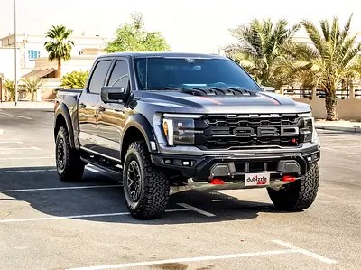 نمای دیگر فورد F-150 رپتور R 2024