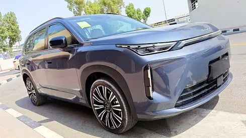 نمای دیگر آیون i60 استاندارد 2026
