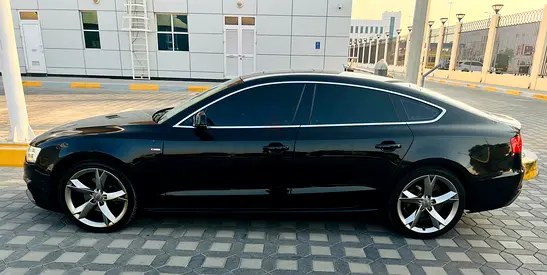نمای دیگر آئودی A5 35 TFSI 2016