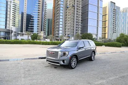 نمای دیگر جی ام سی یوکان دنالی 2023