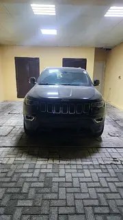 جیپ گرند چروکی لاریدو 2018