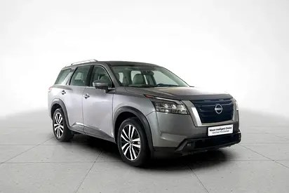 نمای دیگر نیسان پثفایندر SV 2024