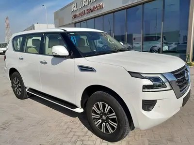 نمای دیگر نیسان Patrol SE P2 2021