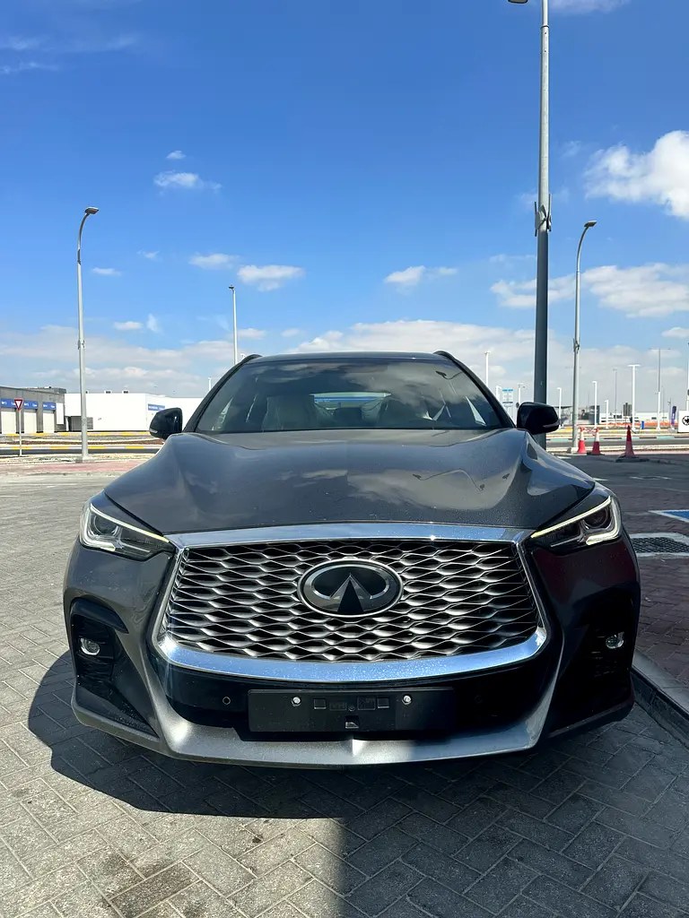 نمای دیگر اینفینیتی QX55 سنسوری 2024