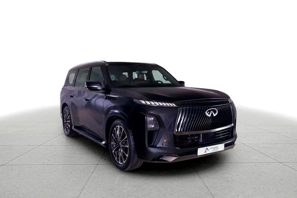 نمای دیگر اینفینیتی QX80 اتوگراف 2025