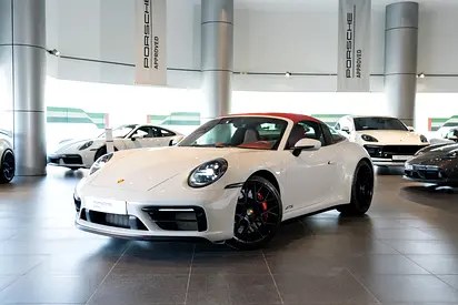 نمای دیگر پورشه 911 تارگا 4 GTS 2022