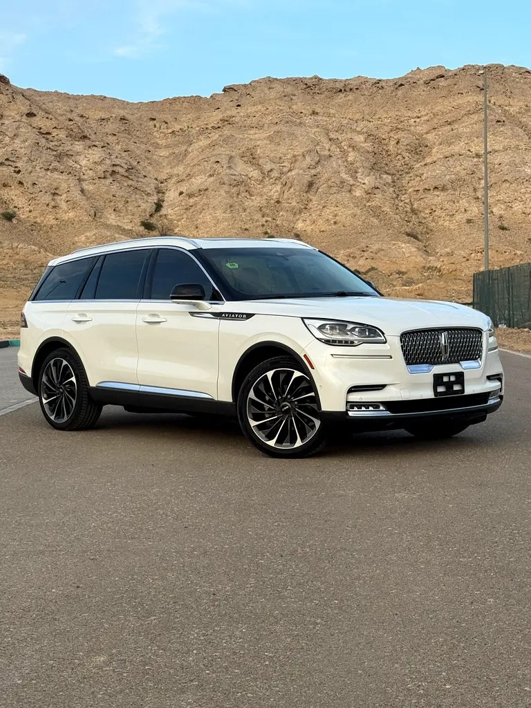 نمای دیگر لینکلن اوییتور رزرو 2021