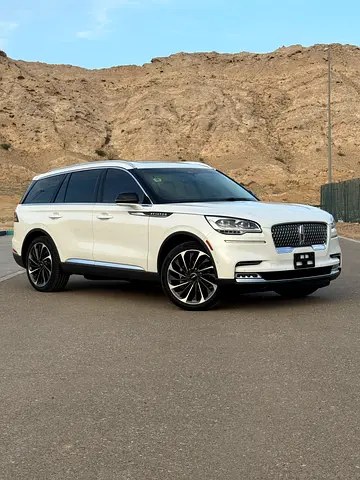 نمای دیگر لینکلن اوییتور رزرو 2021