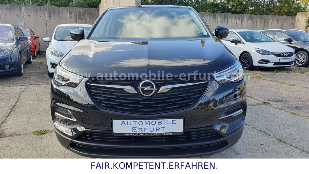 نمای دیگر اوپل گرندلند (X) ادیشن*دست اول*NAVI*ALU*LED*