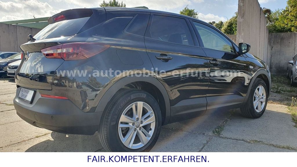 نمای دیگر اوپل گرندلند (X) ادیشن*دست اول*NAVI*ALU*LED*