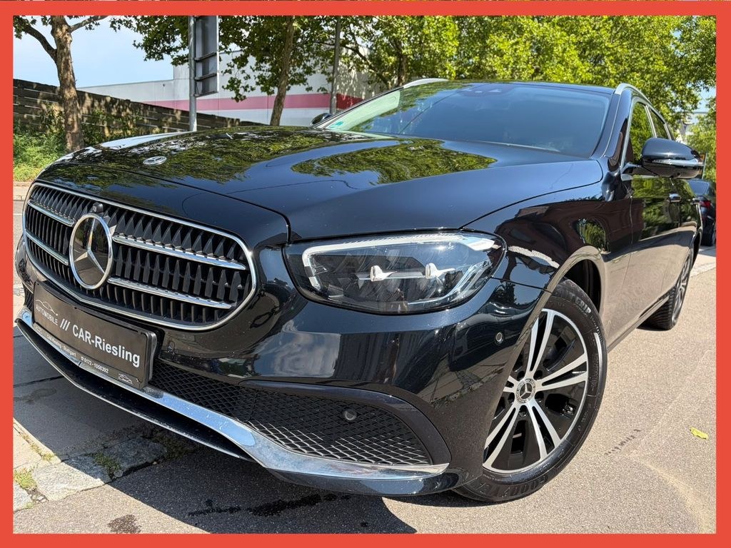 مرسدس بنز E 220 d 4Matic/دوربین360*/KEYLESS/ASISS/AHK/ACC