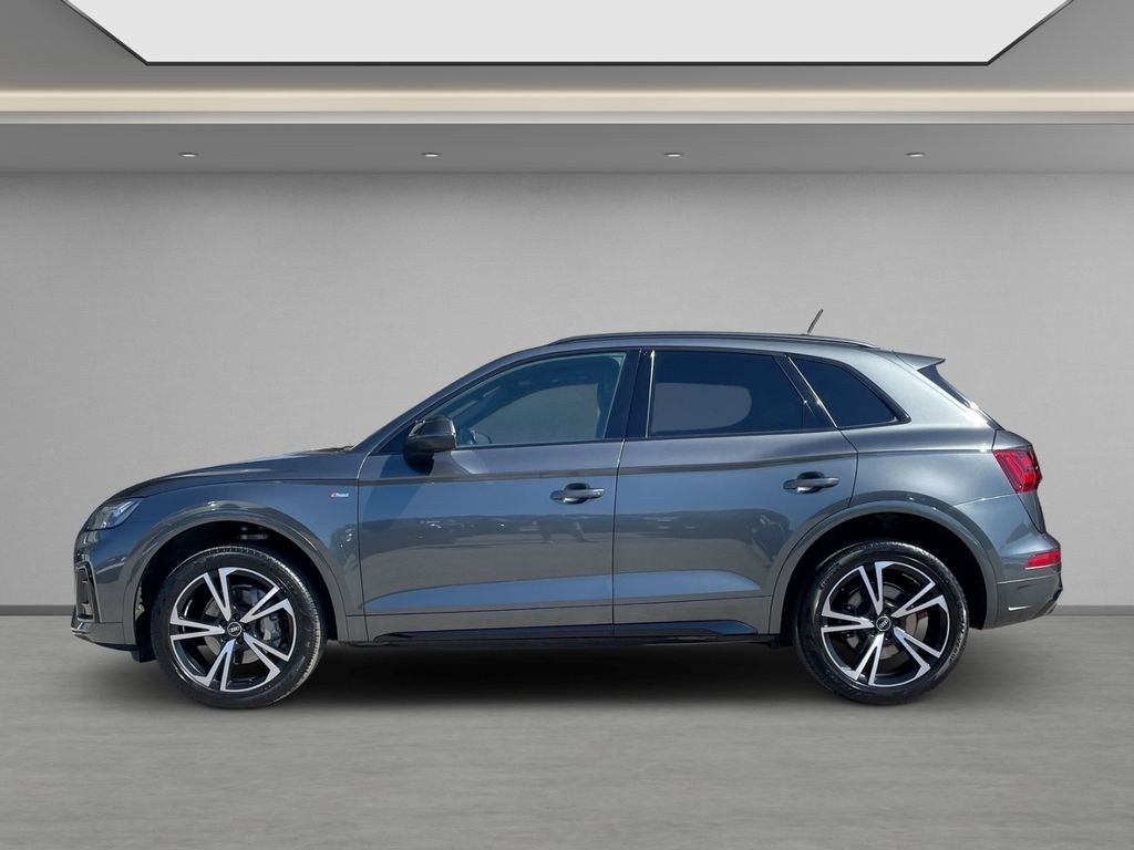 نمای دیگر آئودی Q5 40 TDI اس لاین کواترو LED AHK دوربین مموری