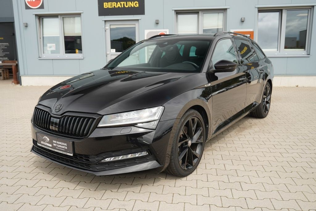 نمای دیگر اشکودا سوپرب کامبی اسپورت لاین 2.0 TDI DSG*ویرچوال*دوربین*