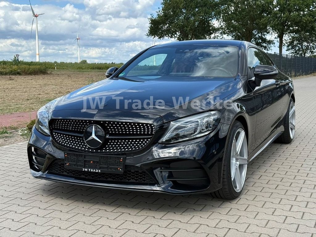 نمای دیگر مرسدس بنز C 300d Coupé AMG Multibeam Burmester Keyless 19"