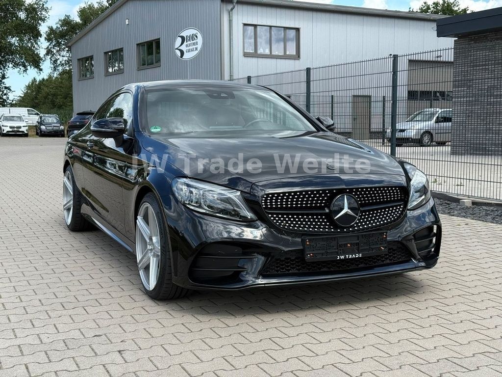 نمای دیگر مرسدس بنز C 300d Coupé AMG Multibeam Burmester Keyless 19"