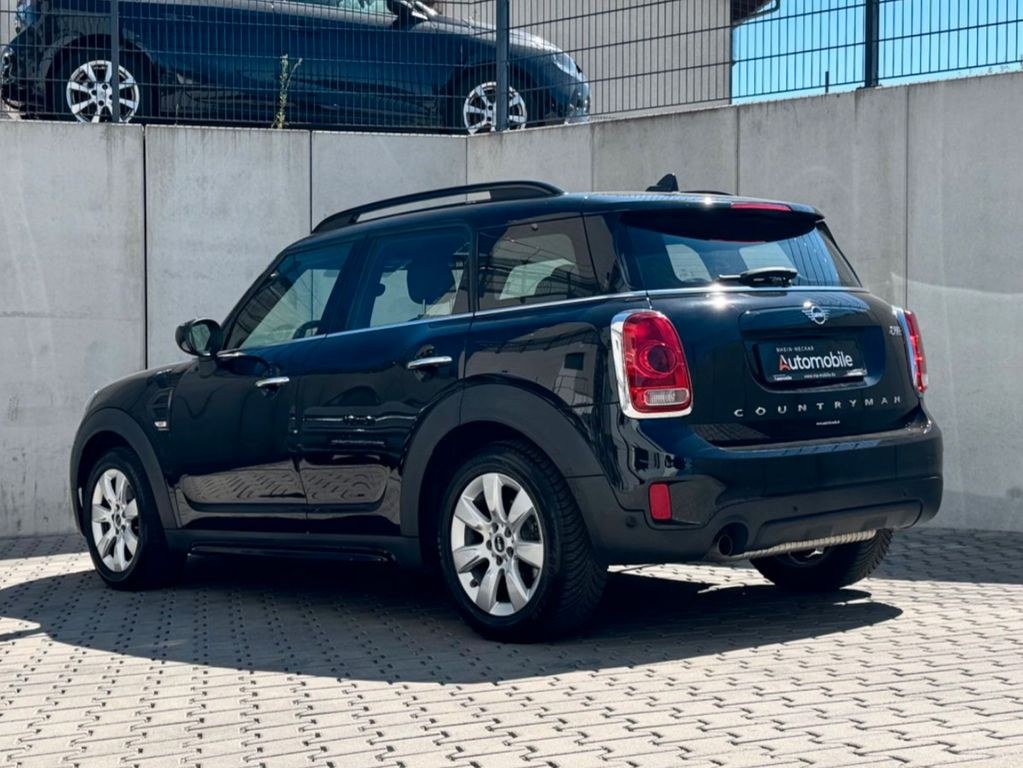 نمای دیگر MINI One Countryman Automatik/SHZ/PDC/ServiceMINI