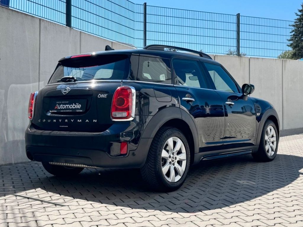 نمای دیگر MINI One Countryman Automatik/SHZ/PDC/ServiceMINI