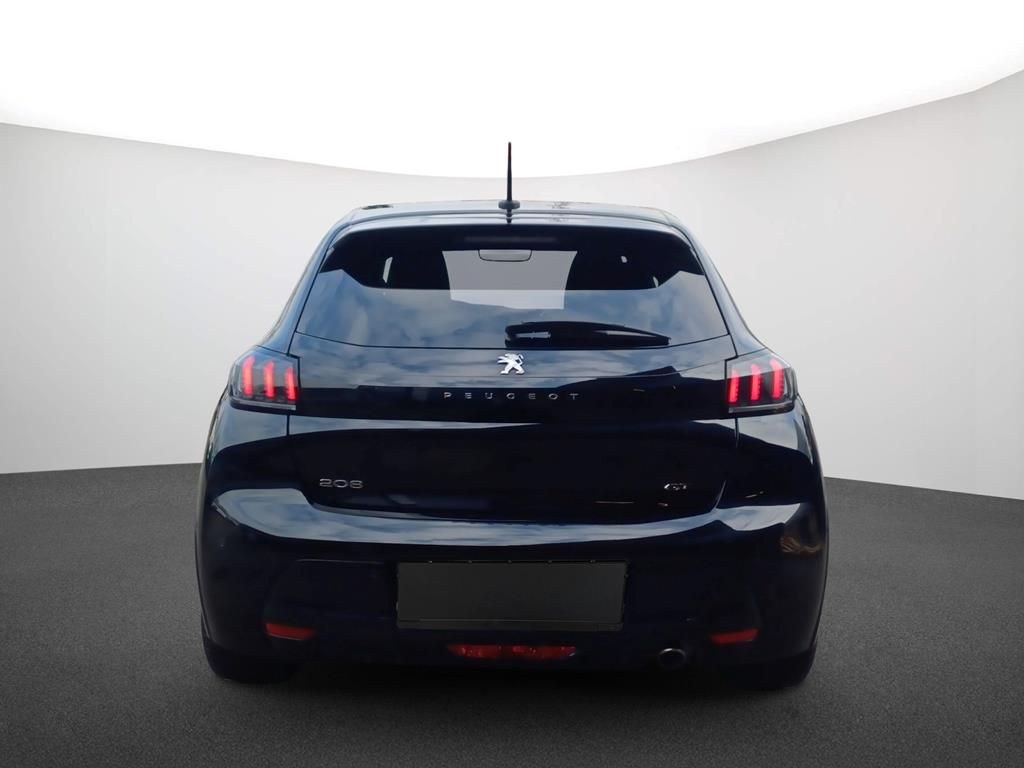 نمای دیگر پژو 208 GT پک BlueHDi 100