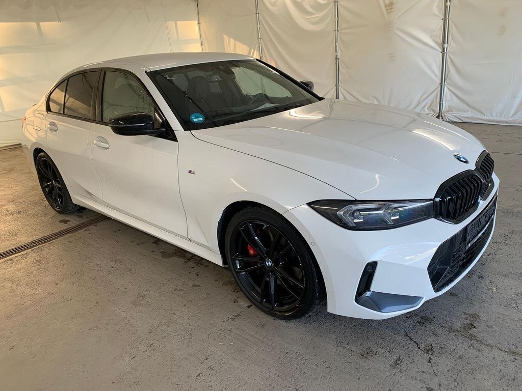 نمای دیگر بی ام و 330 i M Sport Pro هدآپ مموری H&K 19" دوربین +++