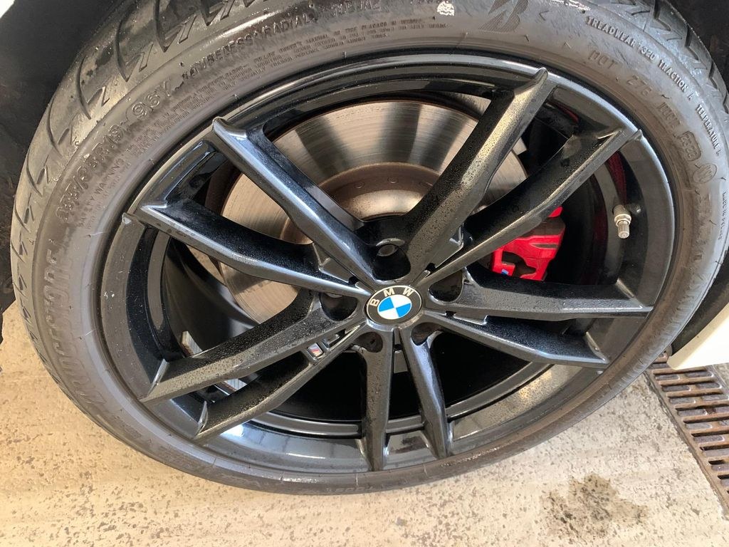 نمای دیگر بی ام و 330 i M Sport Pro هدآپ مموری H&K 19" دوربین +++