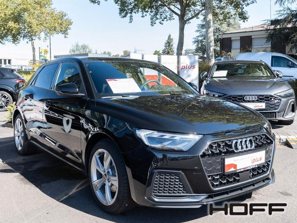 نمای دیگر آئودی A1 Sportback 30 TFSI S tronic S line Int Leder N