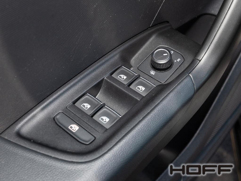 نمای دیگر آئودی A1 Sportback 30 TFSI S tronic S line Int Leder N