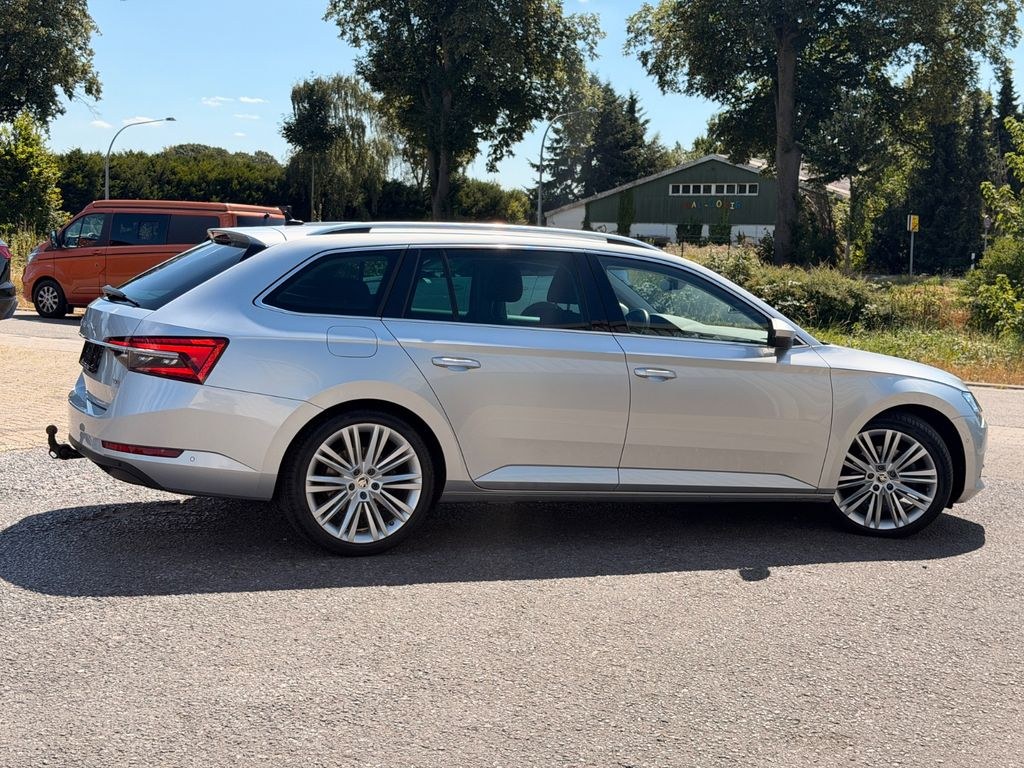 نمای دیگر اشکودا سوپرب 2.0TDI DSG پریمیوم ادیشن 4x4*AHK*360Kam