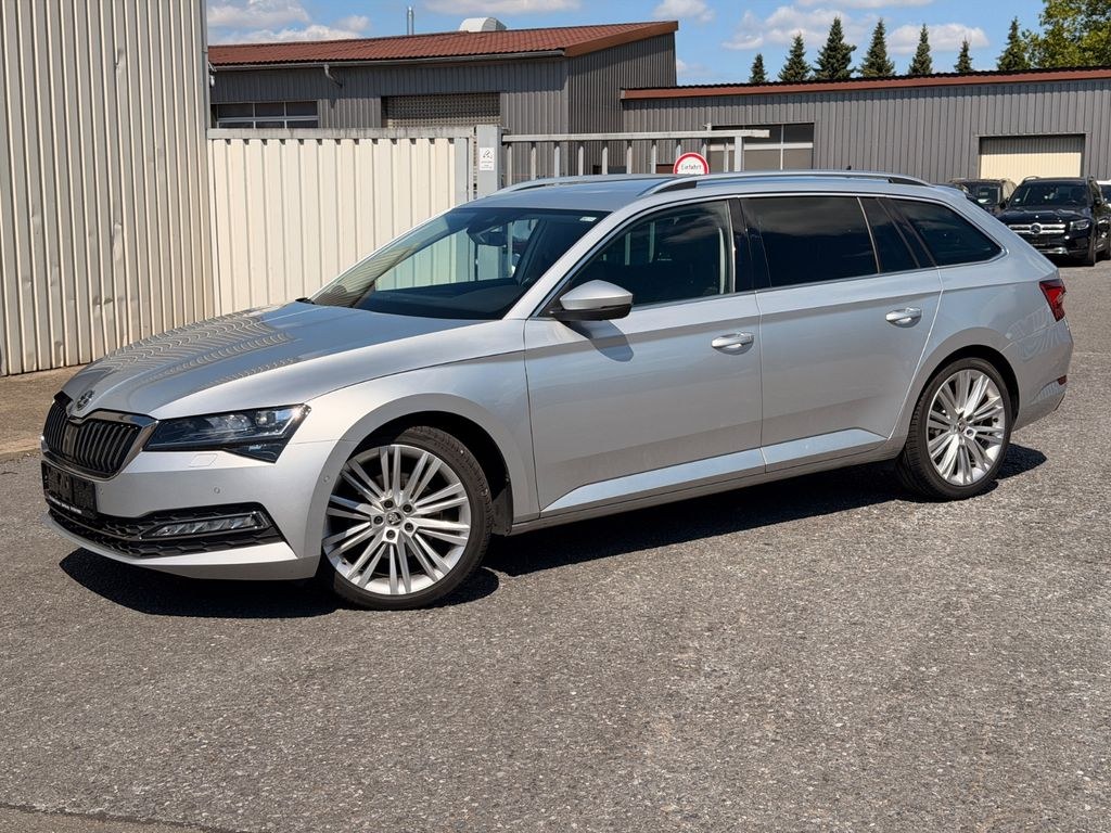 نمای دیگر اشکودا سوپرب 2.0TDI DSG پریمیوم ادیشن 4x4*AHK*360Kam