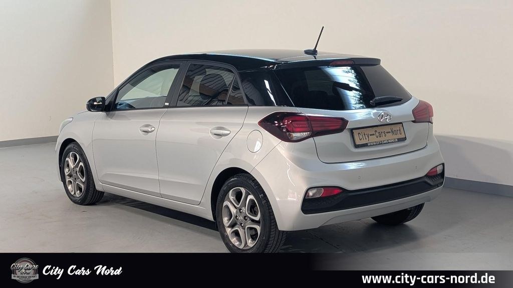 نمای دیگر هیوندای آی20 YES! پلاس KAM+NAVI+TEMPO+SHZ+DAB+