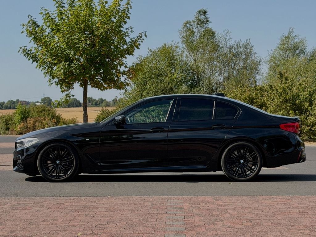 نمای دیگر بی ام و 540i M-Sport | گرمکن مستقل | هدآپ | گارانتی