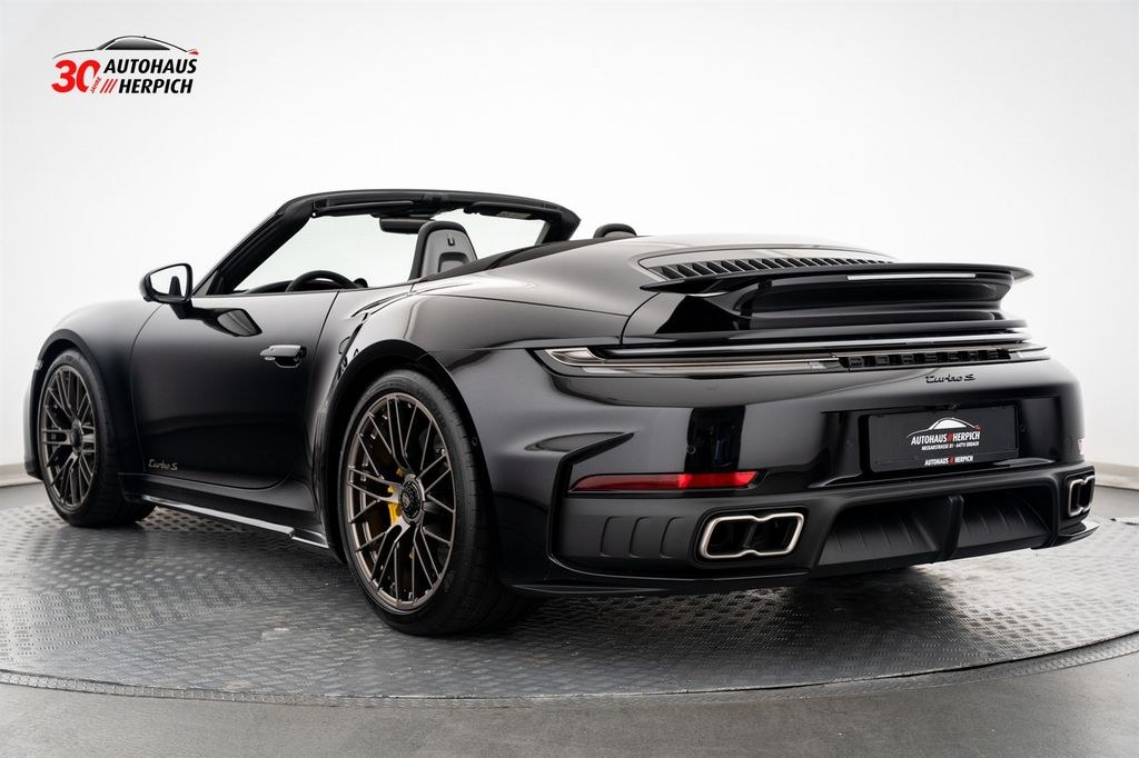 نمای دیگر پورشه 992 .2 Turbo S Cabriolet Inno.D. Lift Burmester