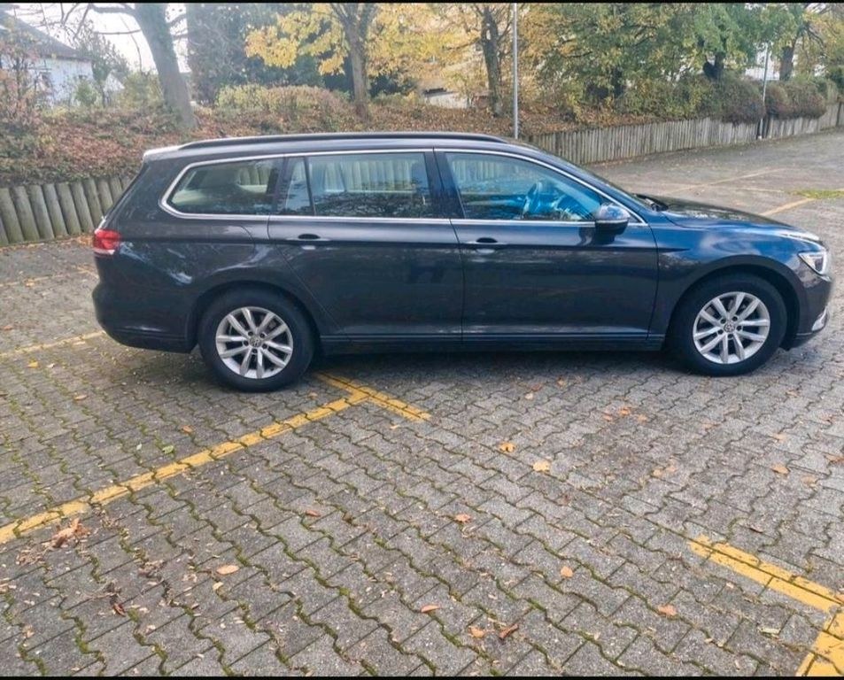 نمای دیگر فولکس واگن پاسات B8 2.0 TDI اتوماتیک. Fe...