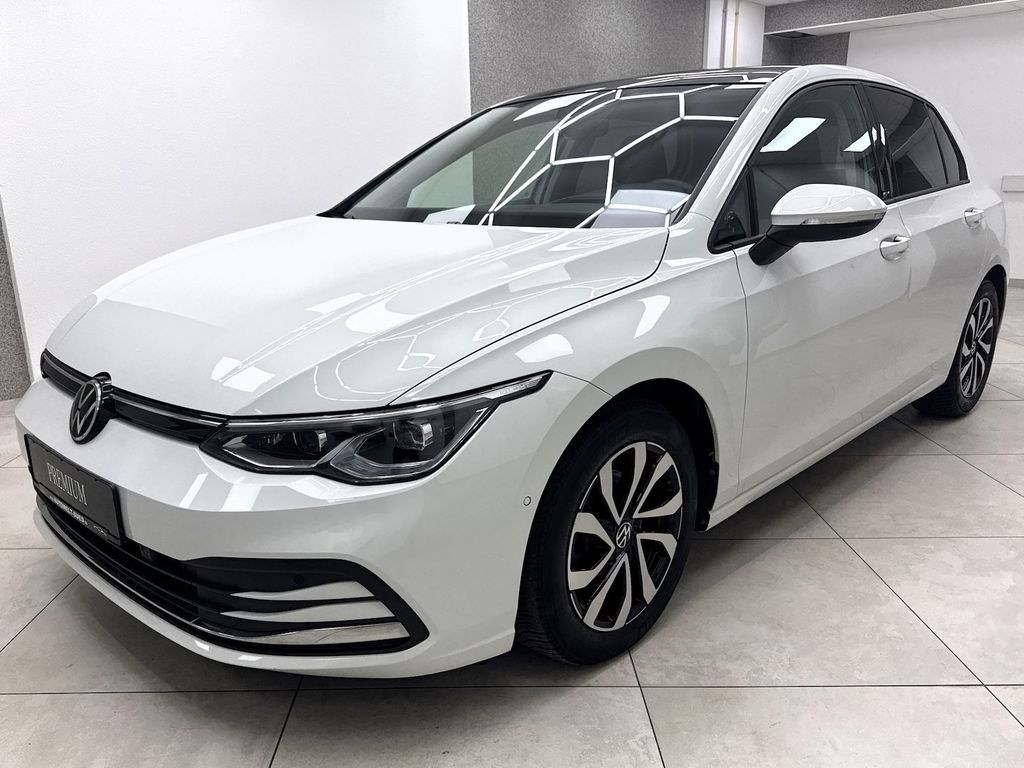 نمای دیگر فولکس واگن گلف 2.0 TDI لایف اکتیو پانو HUD ماتریکس ACC AHK